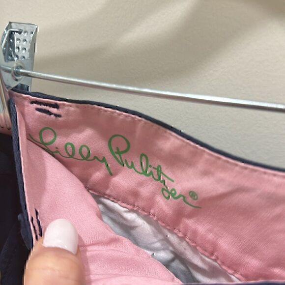 Lilly Pulitzer Barclay Navy shorts Size 00 - Picture 2 of 5